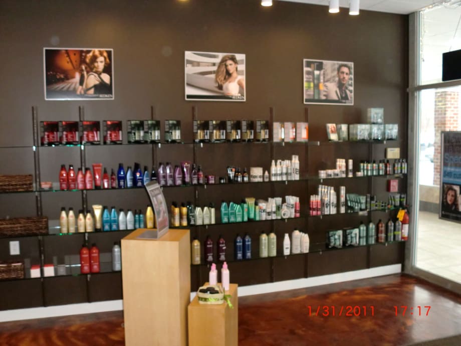 Roots Salon
