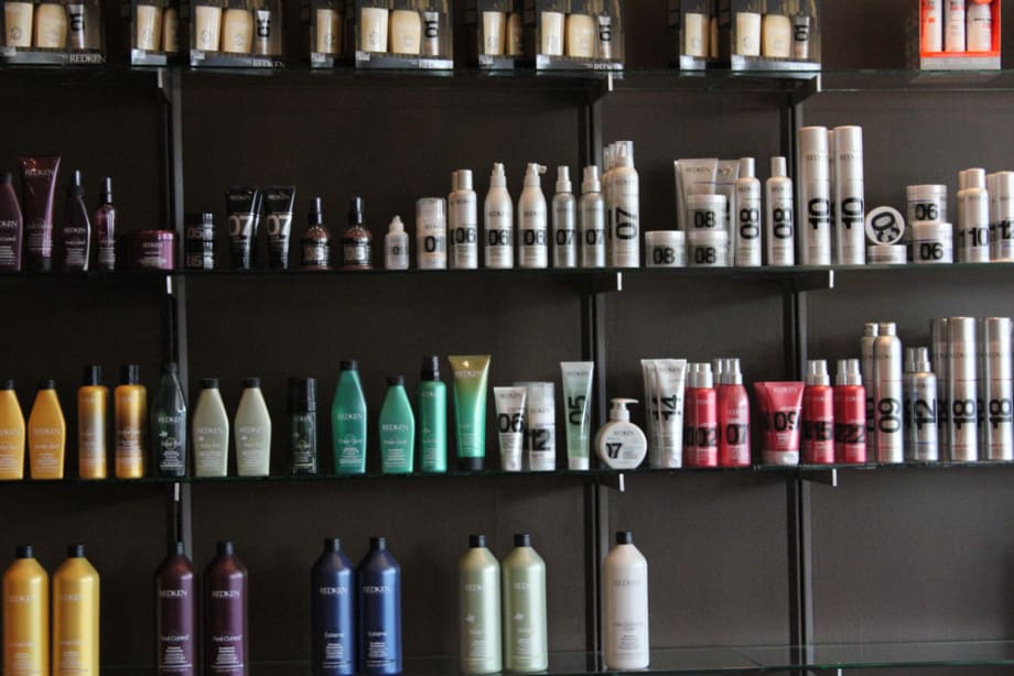 Roots Salon
