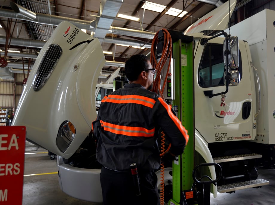 Fleets Discuss Parts and Service Needs