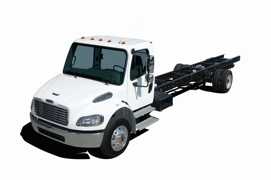 Freightliner debuts 2 products at BusCon