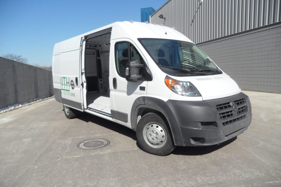 Electric Vehicles Zoom in Indy