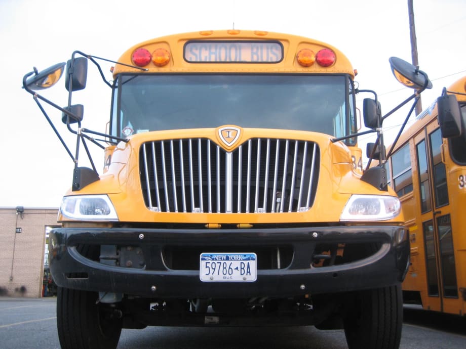 How to Position and Use Bus Mirrors