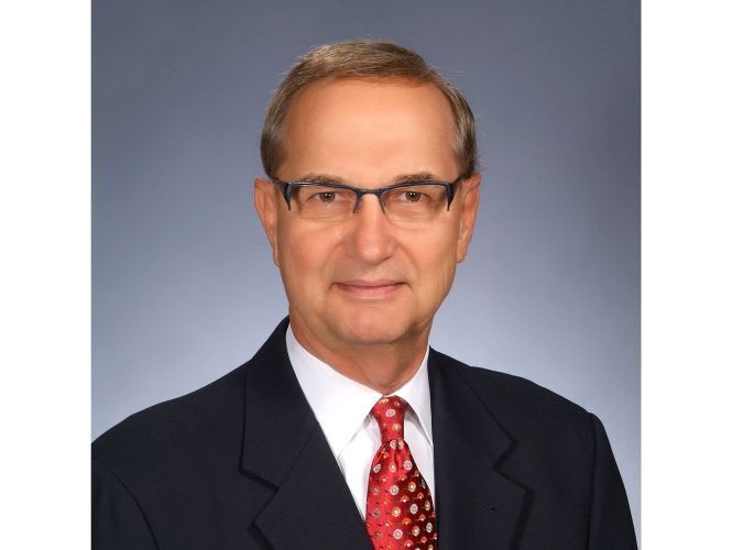 Former contractor returns to industry as consultant