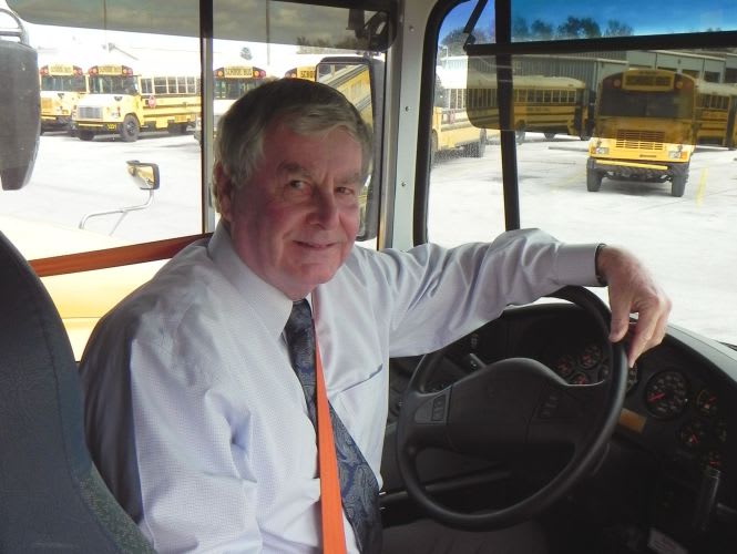 Florida’s Mike Connors retires