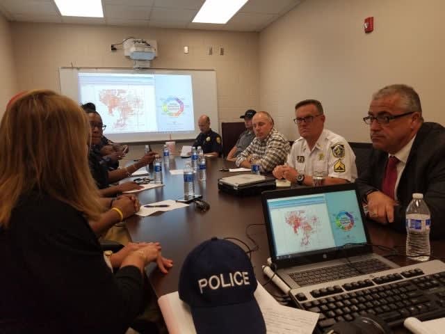 Routing Strategy Puts Rival Gangs on Separate Buses