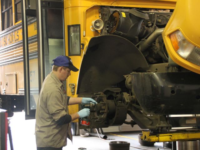 Skilled techs keep fleets top-notch
