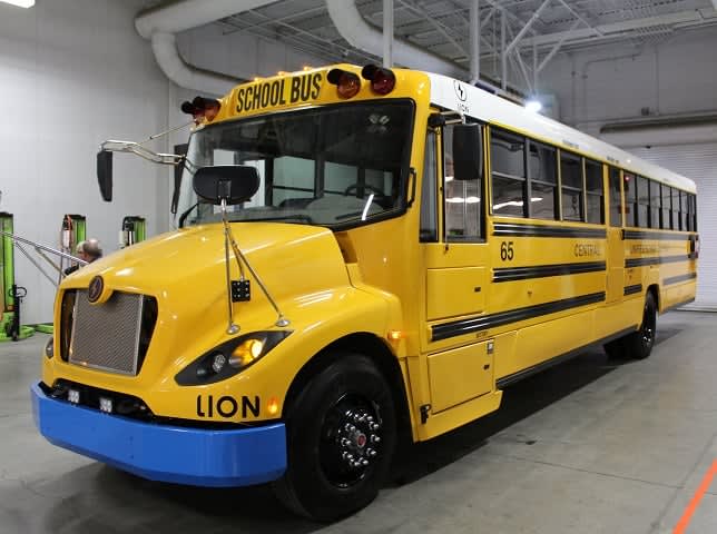 California District Receives 2 Lion Electric School Buses