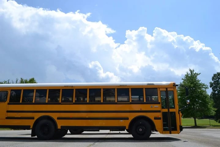 Rhode Island School Districts Asked to Reduce Bus Idling