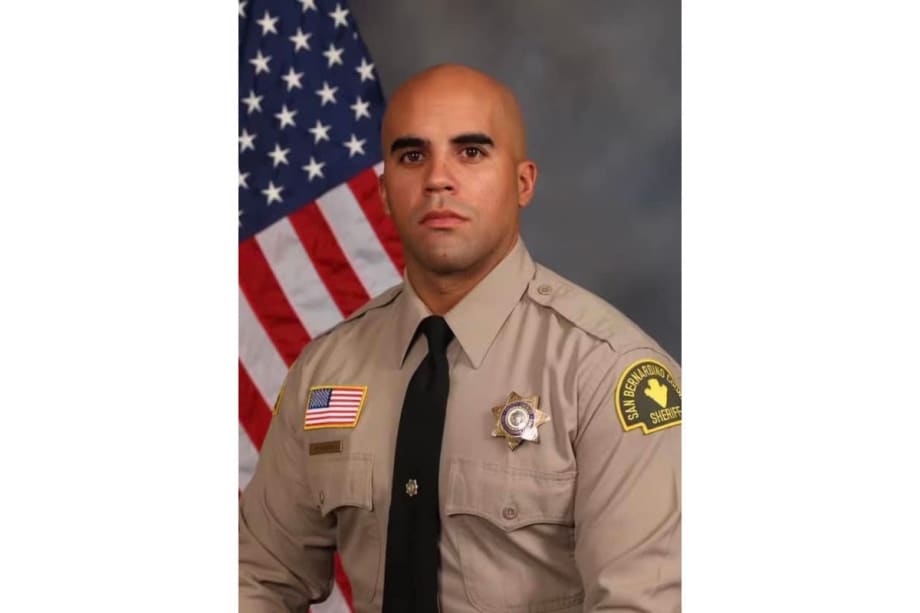 California Deputy Killed in Pursuit Crash, Patrol Vehicle Cut in Half by Light Post