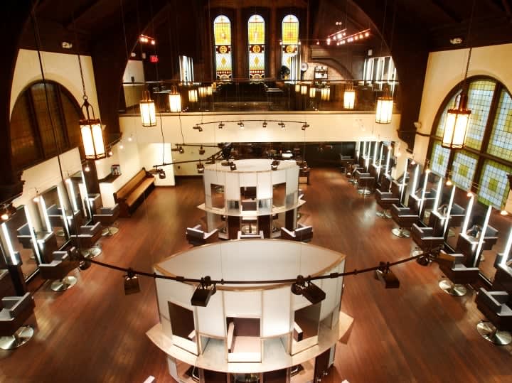 2015 NAHA FINALISTS: Salon Design