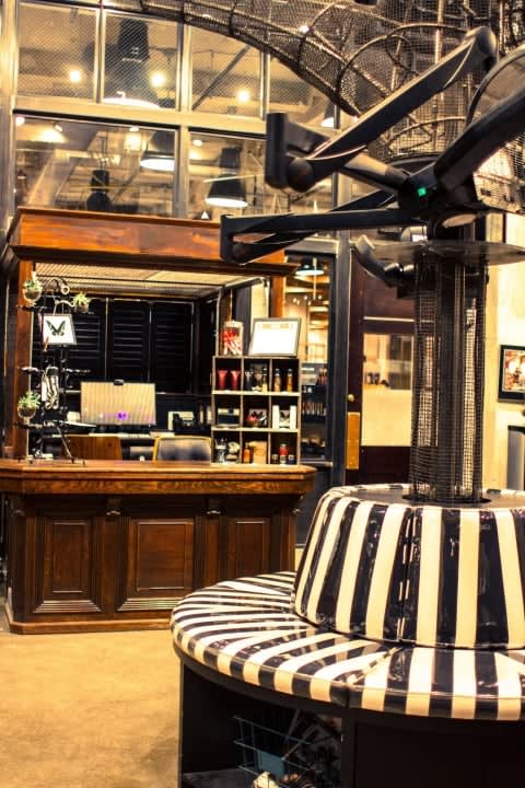 2015 NAHA FINALISTS: Salon Design