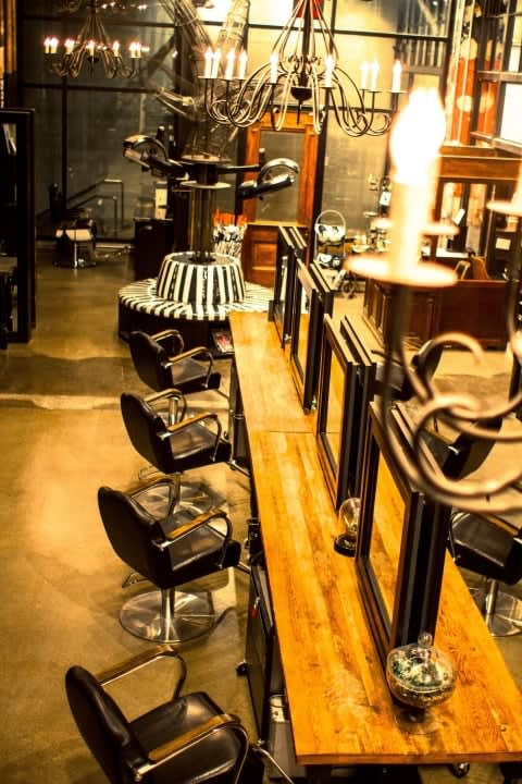 2015 NAHA FINALISTS: Salon Design