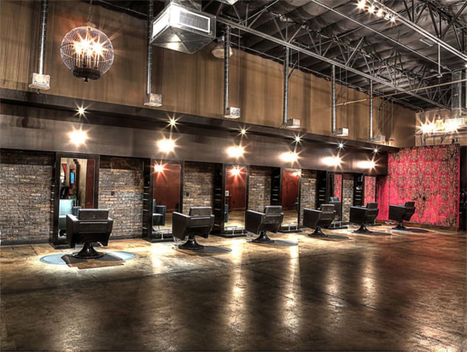 Meet the 2014 NAHA Finalist: Platinum Entourage | Salon Design
