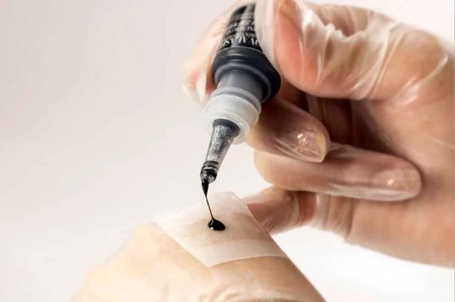 HOW-TO: Apply American Volume Eyelashes