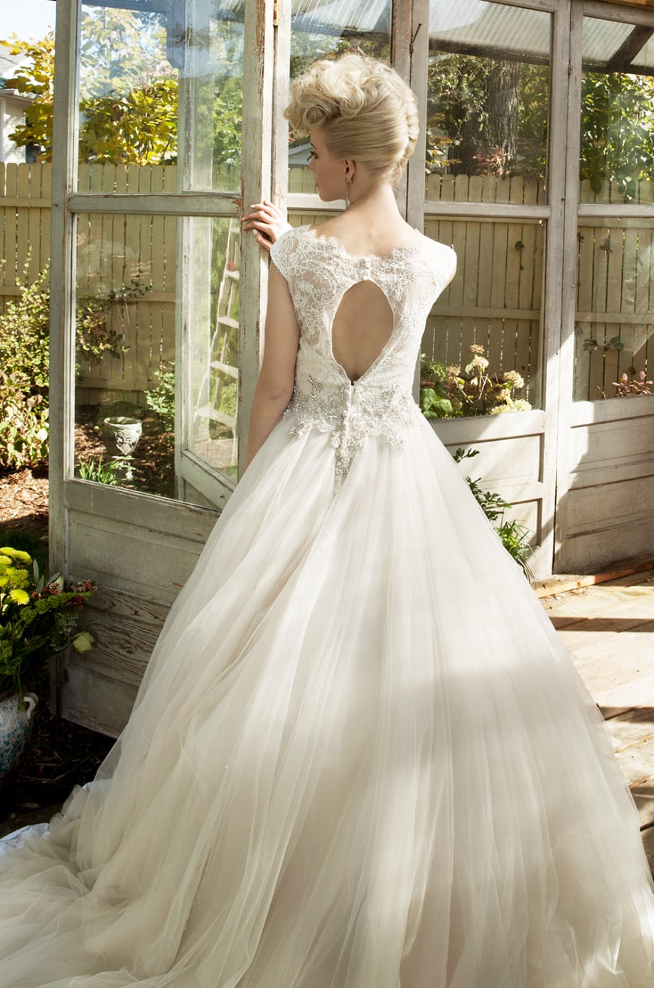 COLLECTION: Ode to the Past + Bridal Accessories