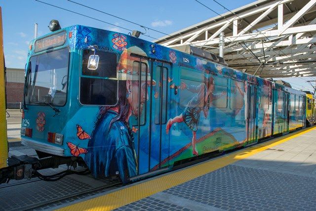 Sacramento RT unveils 'Rolling Art' light railcars