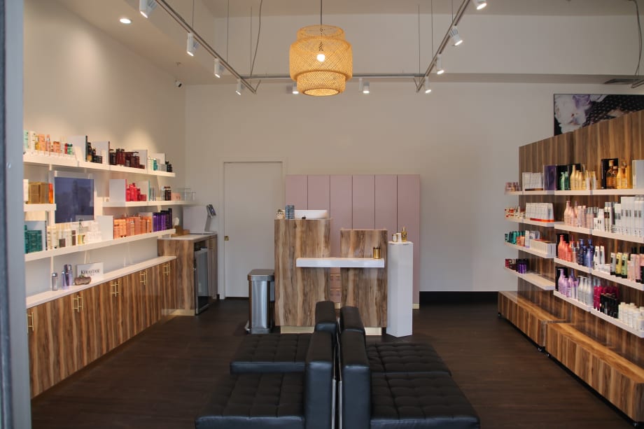 2019 Salons of the Year: Salon Cosabella