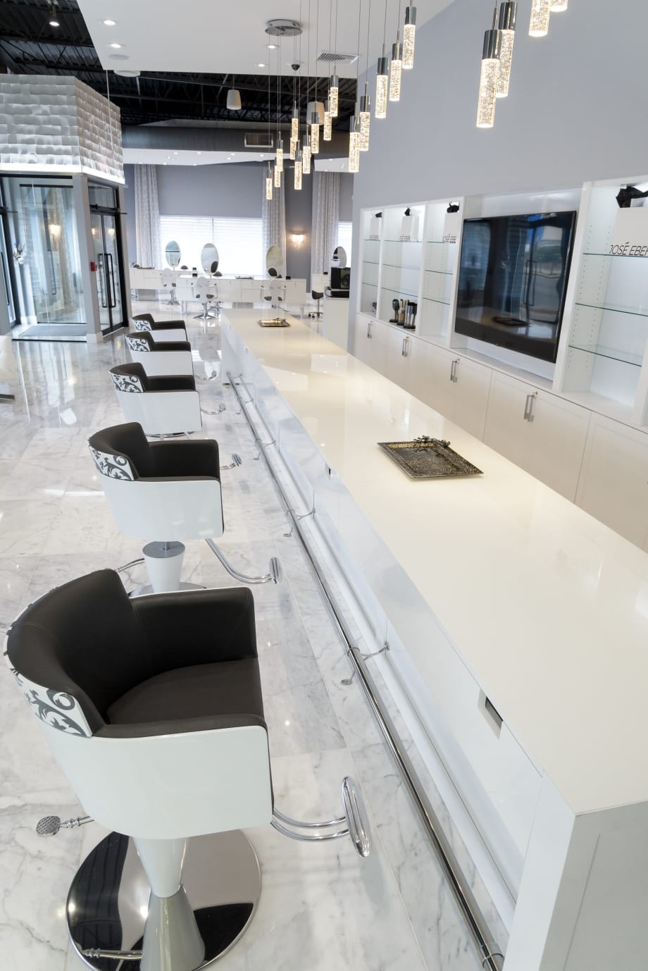 Salon Tour: José Eber Salon