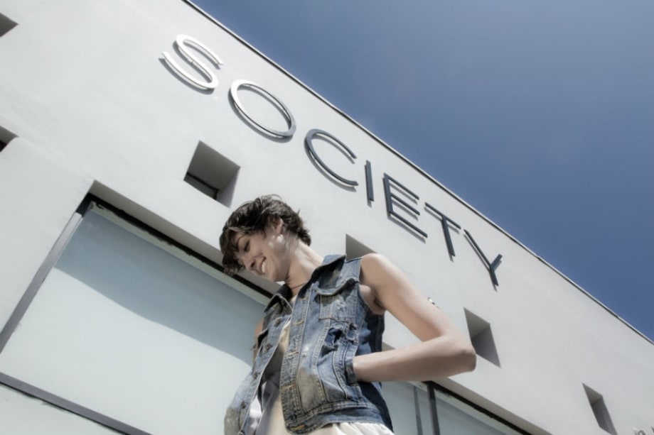 Sam DiVine: Stress Relief Through a Salon Membership Model