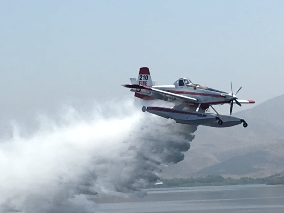 San Diego Tests Air Tanker to Combat Wildfires