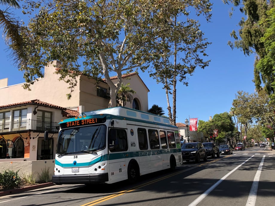 4 Factors to Consider For Zero-Emission Bus Fleet Transition