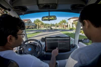 Driverless shuttle experiment hits the ground at Calif. campus