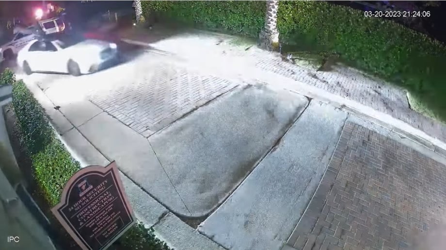 Sarasota Officer Hit by Burglary Suspect’s Vehicle, Suspect in Custody