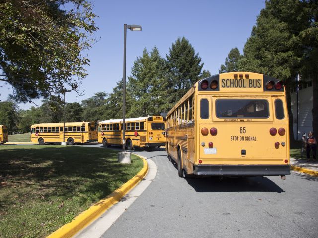 Feds propose tighter standards for emissions, fuel efficiency