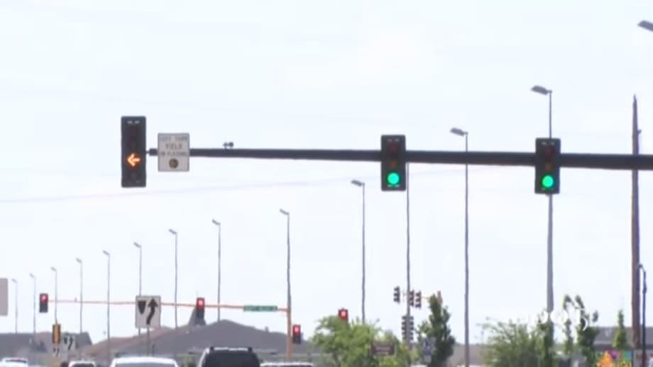 Fleet Safety Video Tip: Flashing Yellow Turn Arrows
