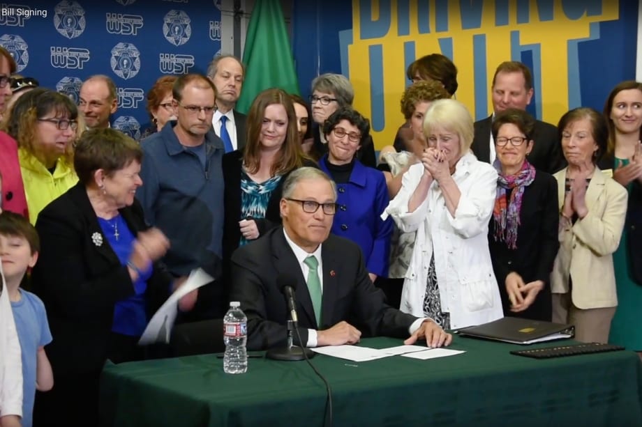Wash. Gets Stricter Distracted Driving Law