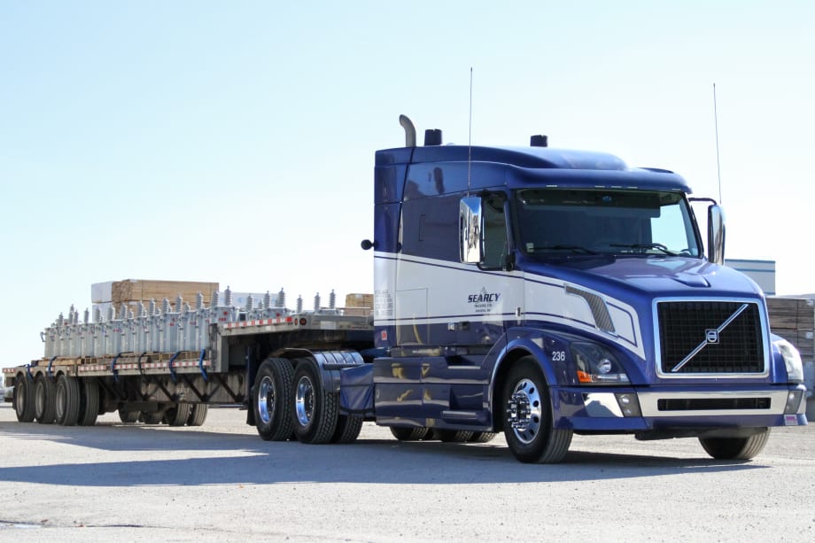 Volvo Honors Ruan, Searcy with 2015 Safety Awards