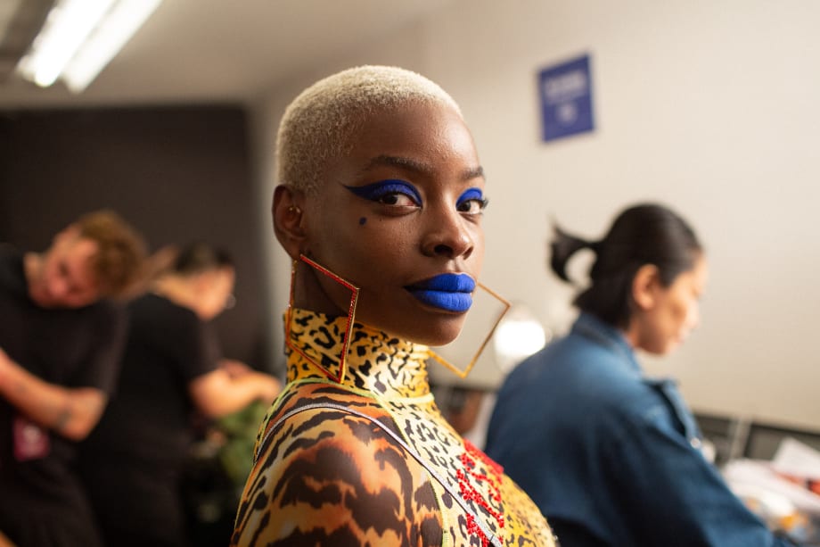 NYFW: Sleek, Wet Looks, Blonde Bobs and Natural Texture from ARROJO for Discount Universe