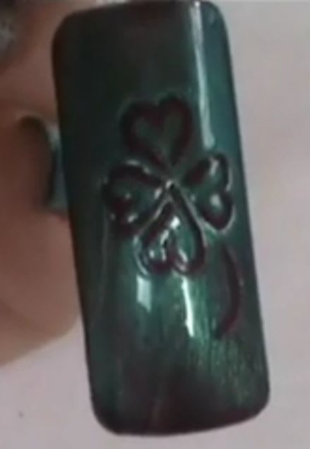 Simple Shamrock Nails Using Polish or Shellac