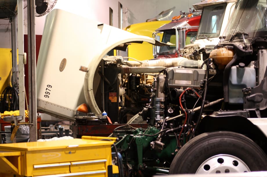 Study Explores Maintenance and Equipment Buying at Fleets