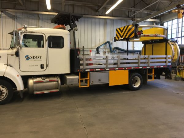 Seattle DOT Retrofits Trucks with Sideguards