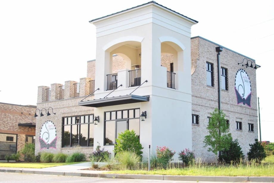 Signature Salon Learns to Thrive