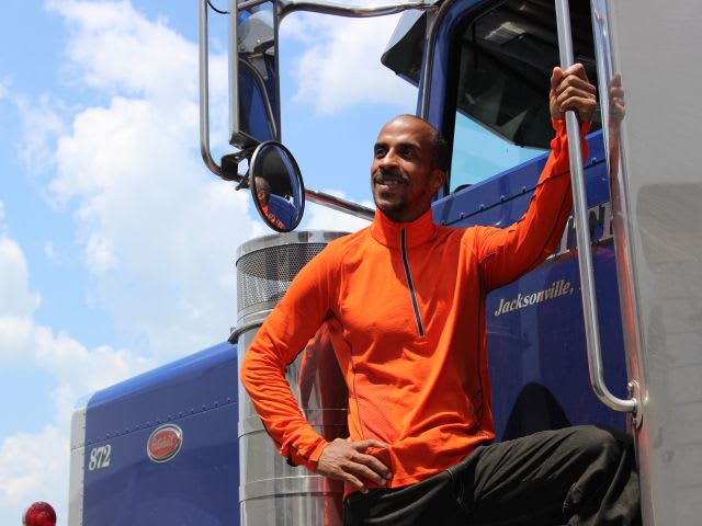 Q&A: Trucker-turned-triathlete on staying fit for driving