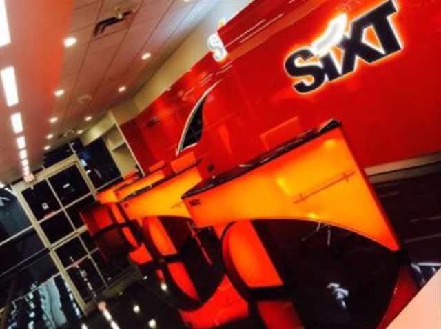 Sixt Sponsors German Team in SpaceX Competition