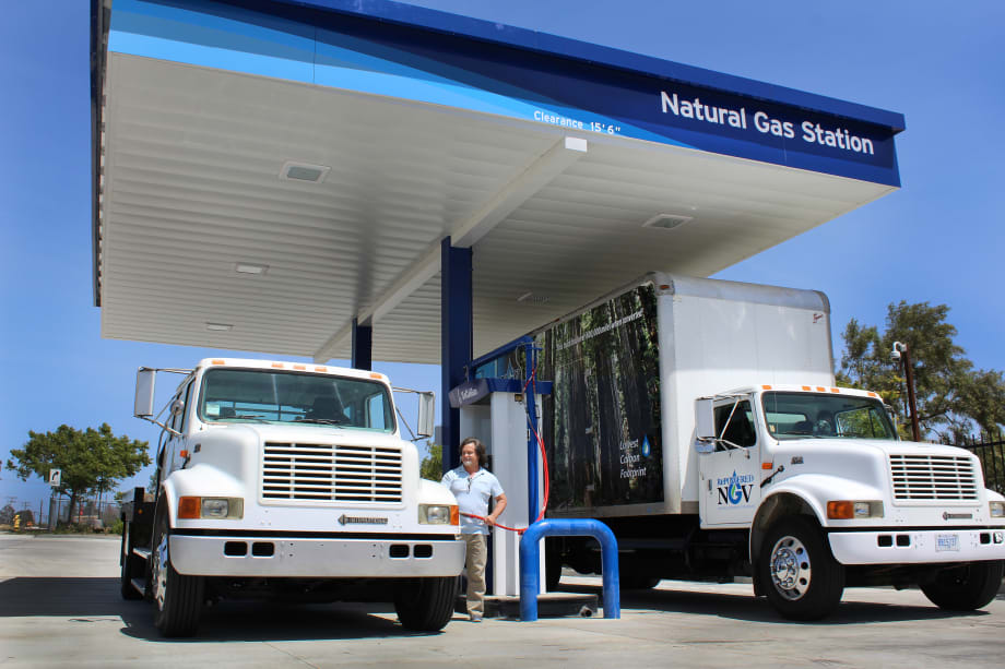 SoCalGas Opens CNG Station for California Fleets