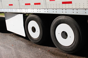 Solus Designs New Mount, Cuts Cost of Wheel-Cavity Cover