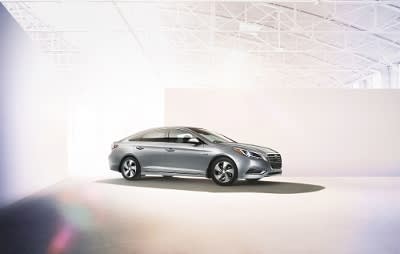 Hertz Adds Hyundai Sonata Hybrid to Fleet