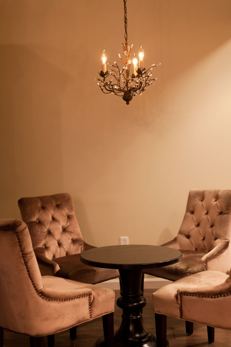 Spa Ni’Joli and Salon