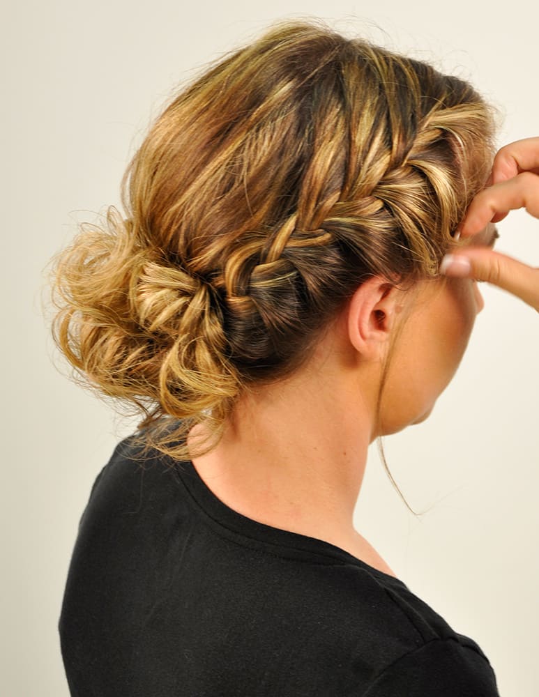 HOW-TO: Maria Menounos' Grecian Goddess Braids