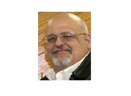 Trucker Assists Woman Who Crashed in a Creek