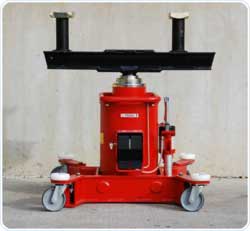 Stertil-Koni Introduces Rolling Pit Jack