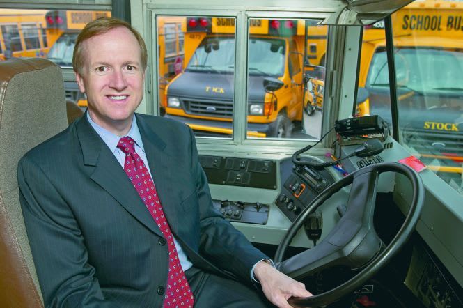 School bus contracting veteran to retire