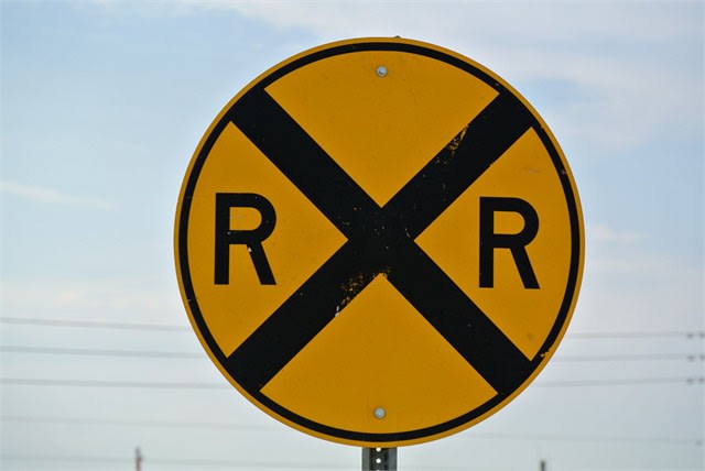 Feds call for development of highway-rail grade crossing safety plans