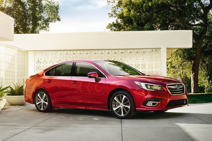 2018 Subaru Legacy Adds Steering-Responsive Headlights