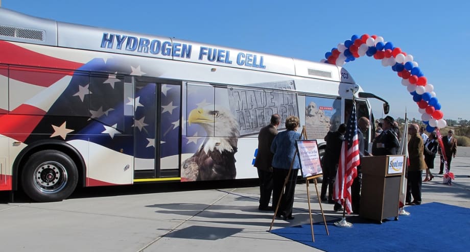 Southern Calif. transit rolls out hydrogen-powered bus