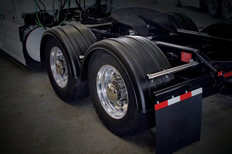Minimizer Offers Fenders for Wide-Base Tires